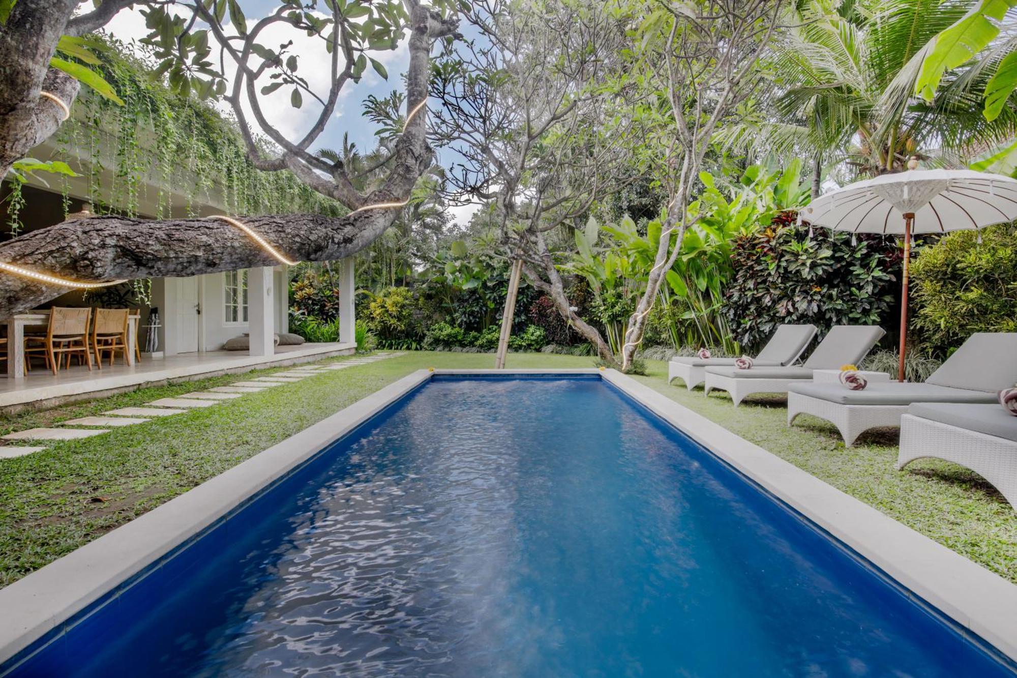 Villa Lodek Deluxe Seminyak  Exterior photo