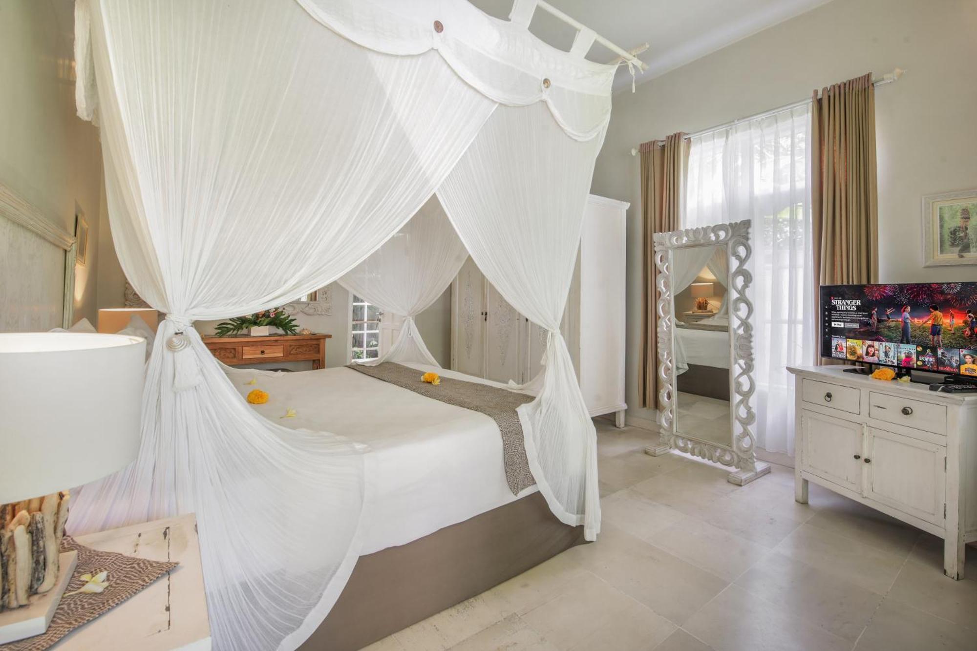 Villa Lodek Deluxe Seminyak  Exterior photo