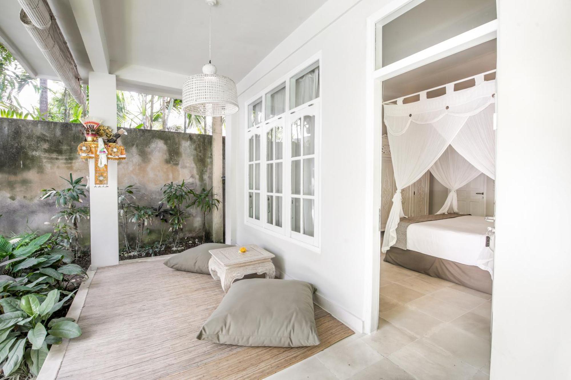 Villa Lodek Deluxe Seminyak  Exterior photo